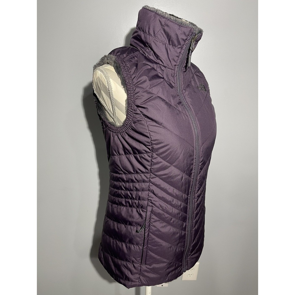 The North Face  reversible vest Size Small